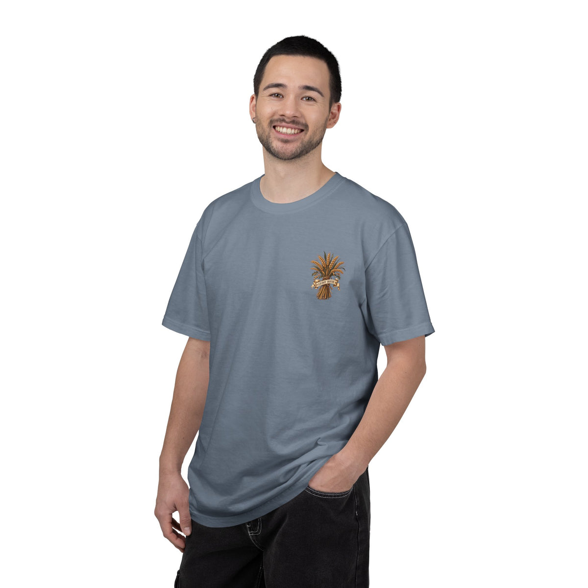 Autumn Harvest T-Shirt — Thanksgiving Rustic Table Fall Pumpkin Graphic