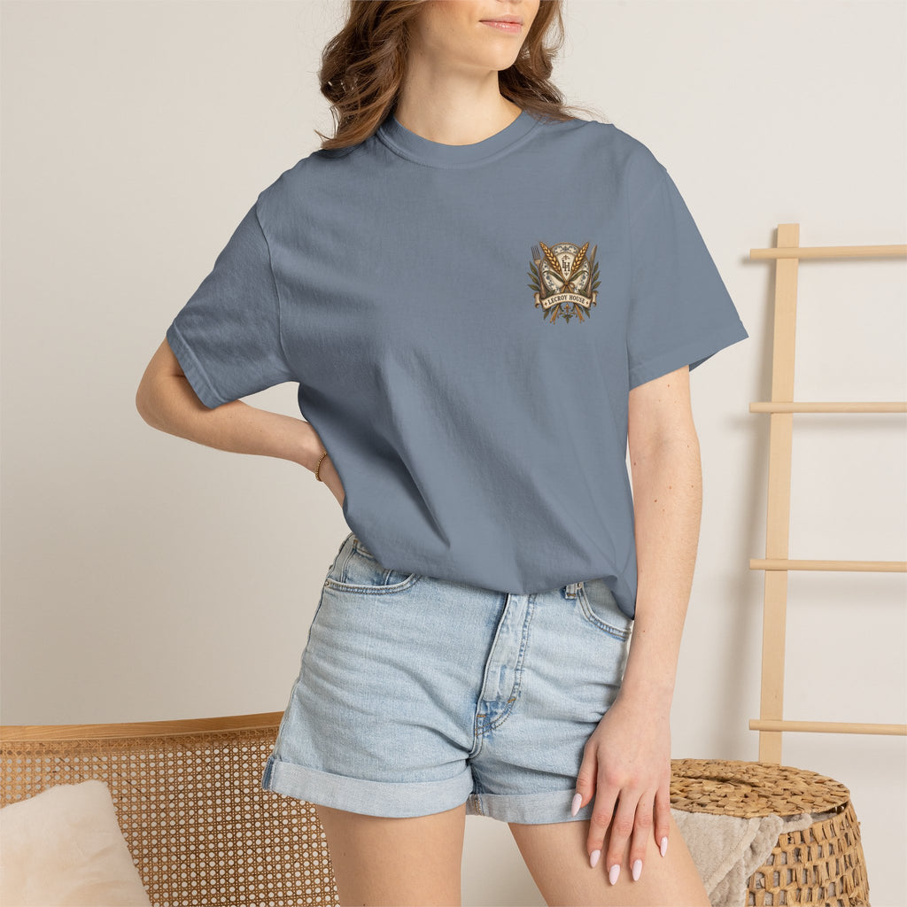 Thankful Feast T-Shirt — "Come Hungry, Leave Grateful" Thanksgiving Shirt