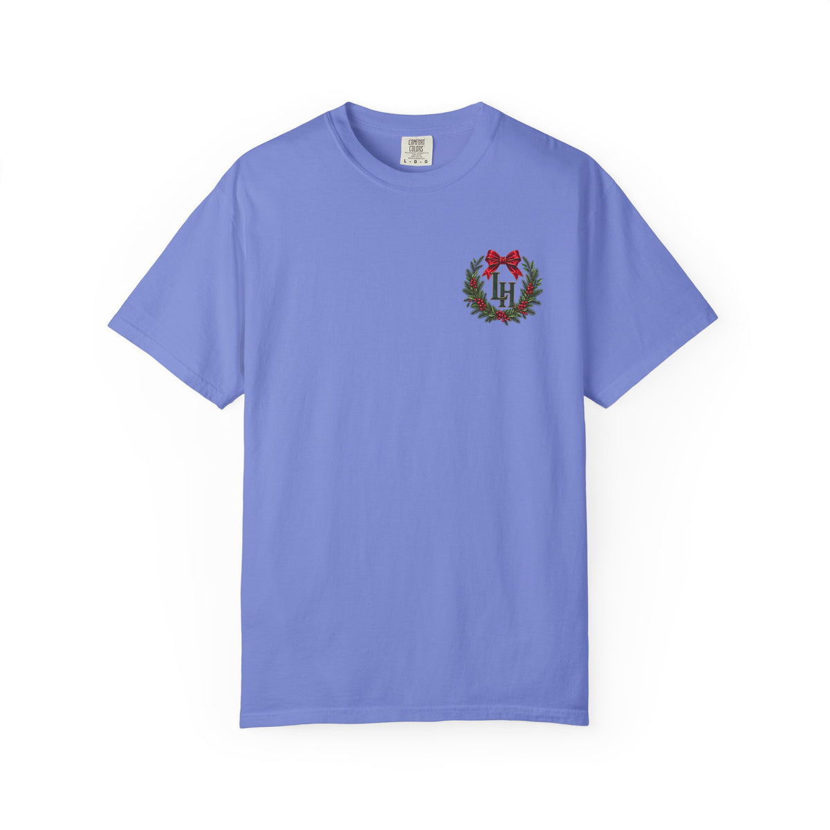 Christmas Wreath Holiday T-Shirt — "Company's Coming" Vintage House Christmas Tee