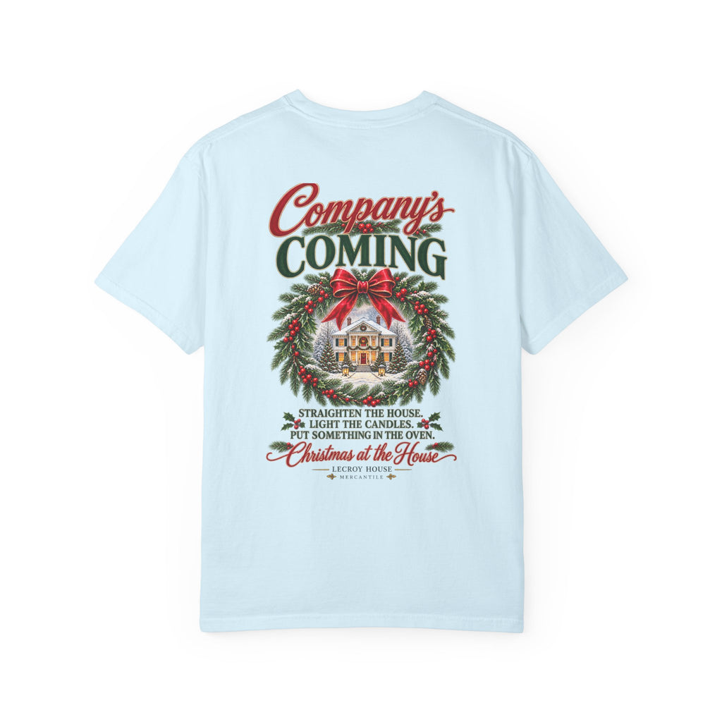 Christmas Wreath Holiday T-Shirt — "Company's Coming" Vintage House Christmas Tee