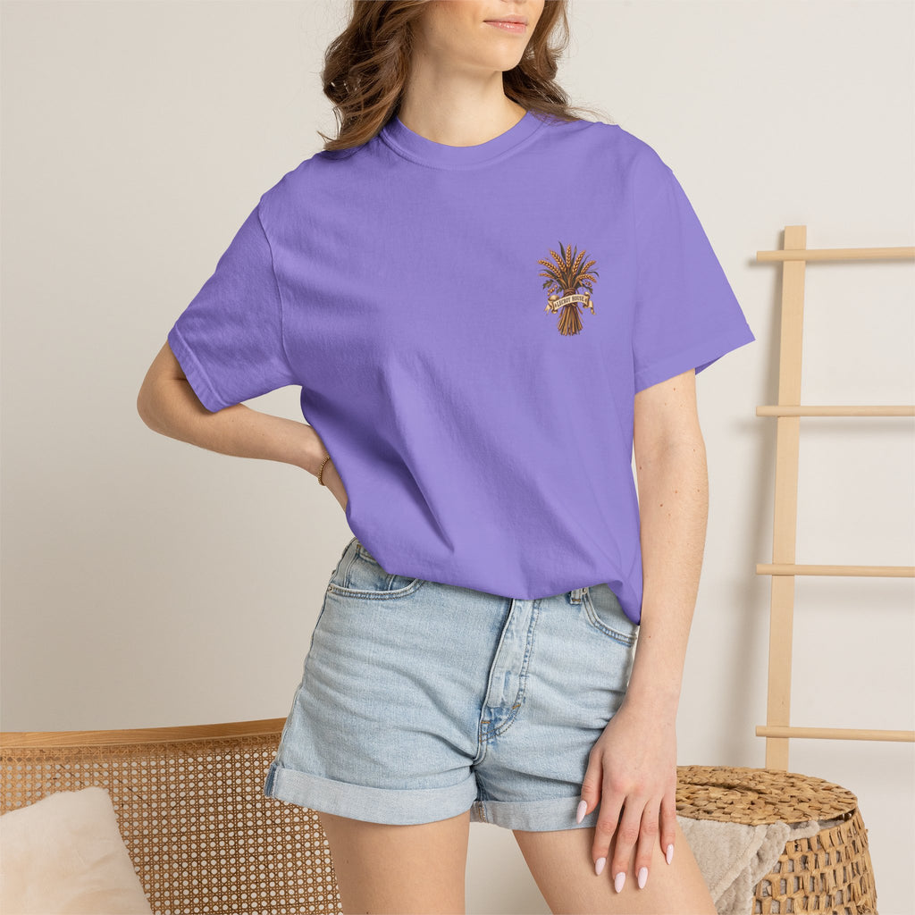 Autumn Harvest T-Shirt — Thanksgiving Rustic Table Fall Pumpkin Graphic